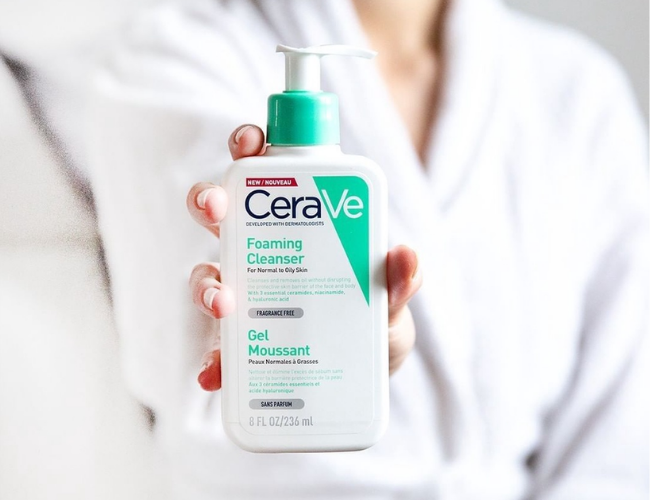 Sữa rửa mặt Cerave Foaming Facial Cleanser này vừa có thể Làm sạch da vừa phục hồi chức năng tự bảo vệ của da