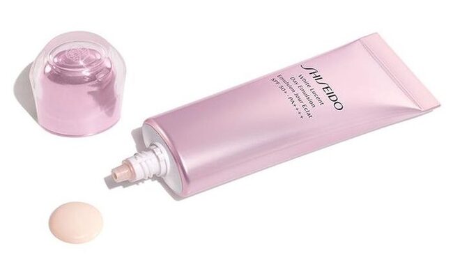 Shiseido White Lucent Day Emulsion SPF50+/PA++++