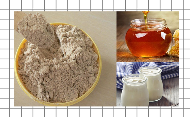 Tẩy da chết cho da dầu mụn: cám gạo, mật ong, sữa tươi