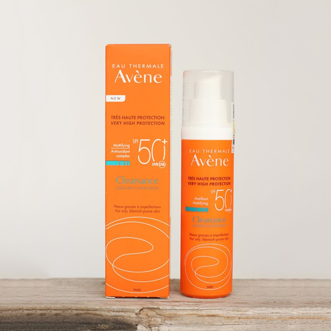 Kem chống nắng Avene Very High Protection Cleanance SPF50+
