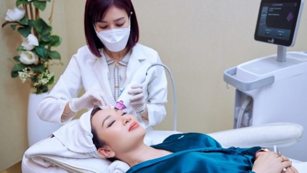 Các biện pháp chăm sóc da mặt, trị mụn chất lượng cao tại VITA Clinic
