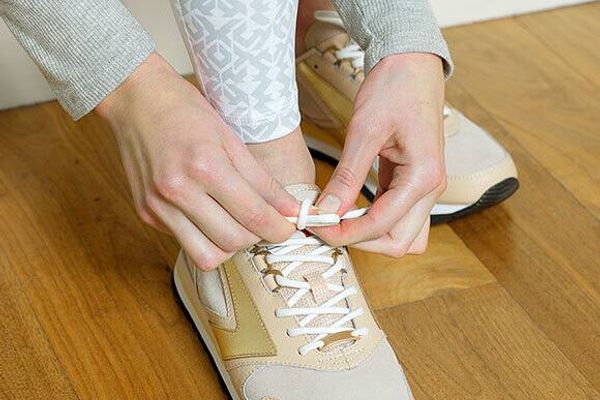 4 Nguyên liệu tẩy trắng giày hiệu quả tại nhà