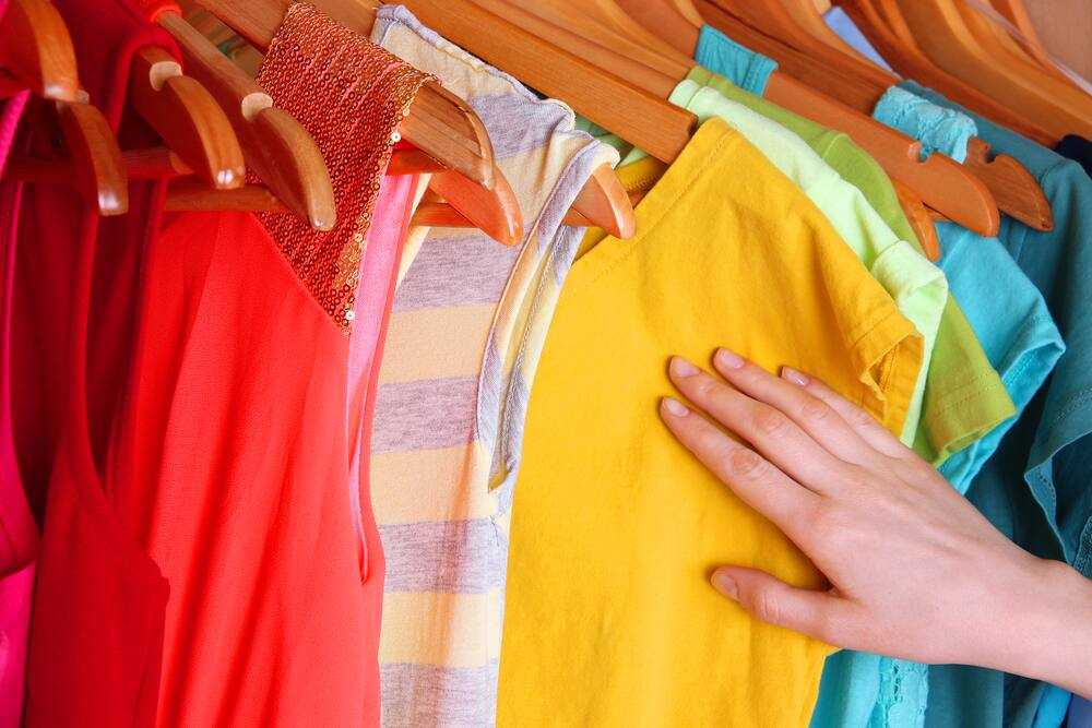 Mách bạn ngay 6 cách giữ màu quần áo nhuộm hiệu quả