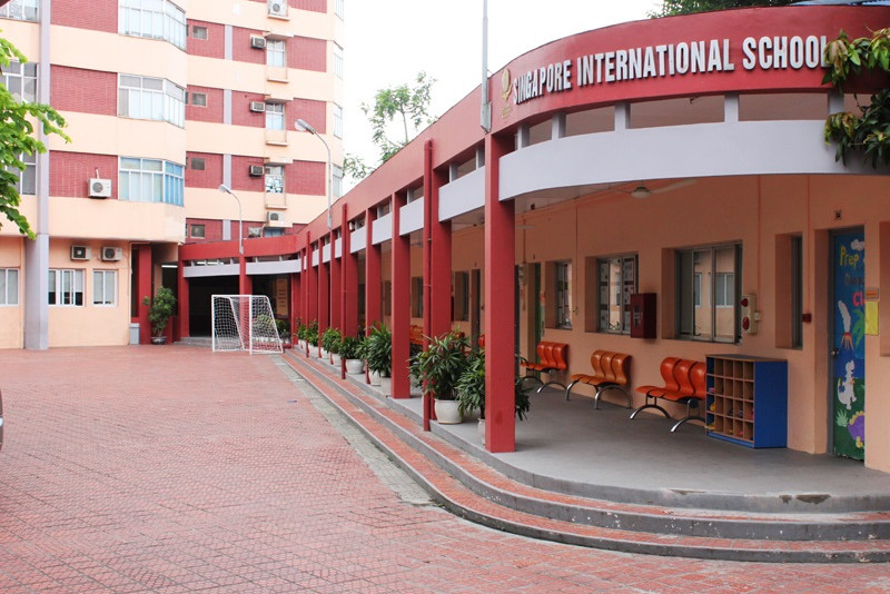 SIS International School