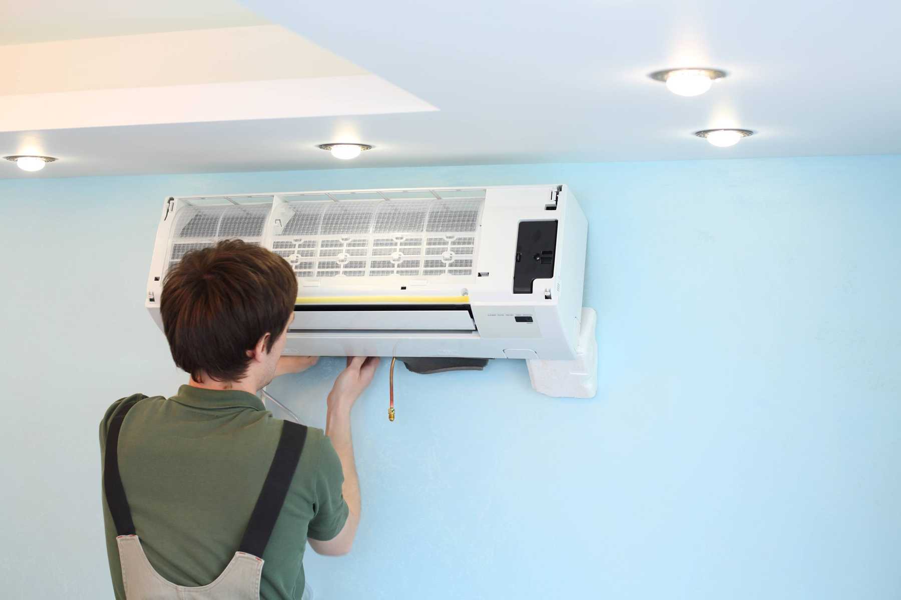 Hướng dẫn cách vệ sinh máy lạnh tại nhà đúng cách chuyên nghiệp