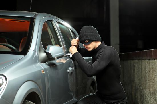 Có nên lắp thiết bị chống trộm gương xe ô tô?