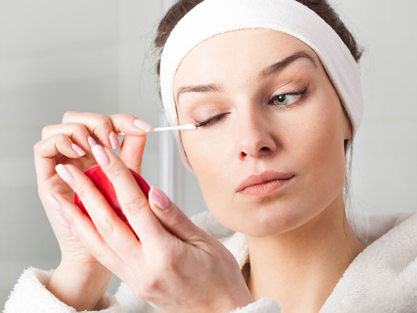 Review kem dưỡng mắt DHC Q Eye Cream chống lão hóa vùng mắt
