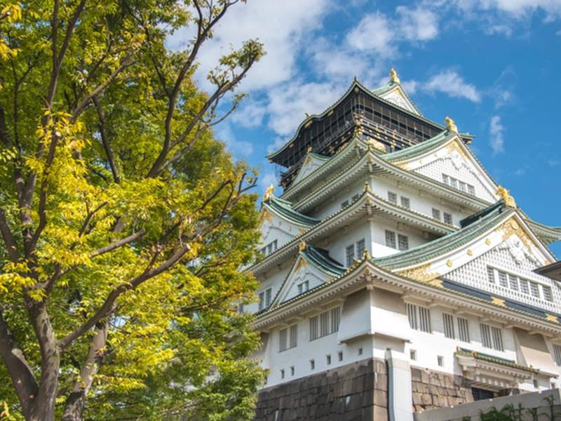 Lâu đài Osaka với kiến trúc tuyệt mỹ (Nguồn ảnh: Thetips.com)