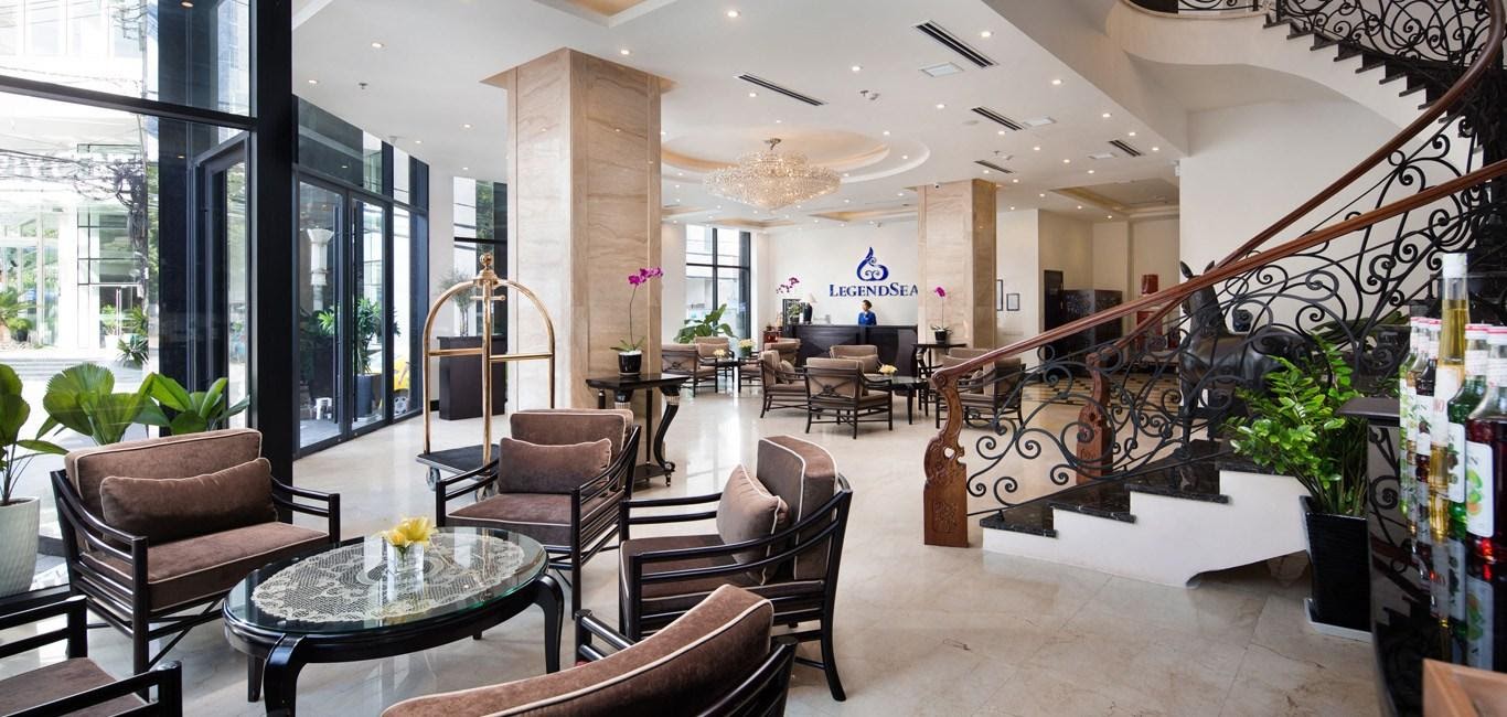 Khách sạn LegendSea Hotel mang tới trải nghiệm sang trọng với mức giá tương đối dễ chịu