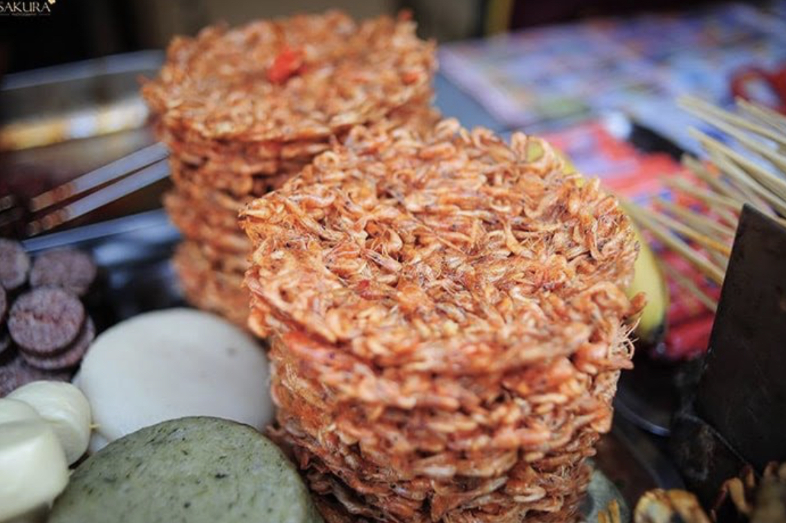 Bánh tép, món ăn nhẹ dân dã ở thị trấn cổ (Nguồn: metrip.vn)