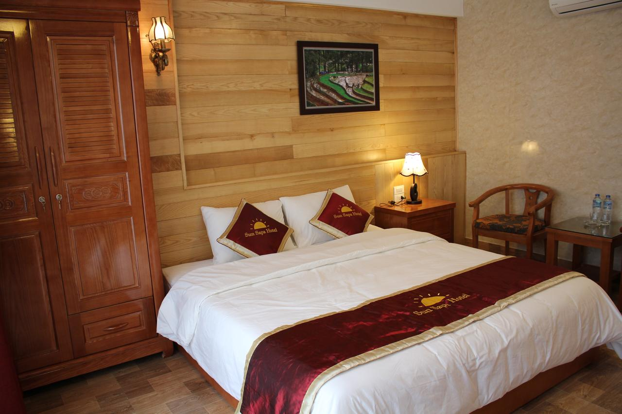 Khách sạn Sun 3 sao với nội thất gỗ, tạo sự ấm cúng (Nguồn: q-ec.bstatic.com)