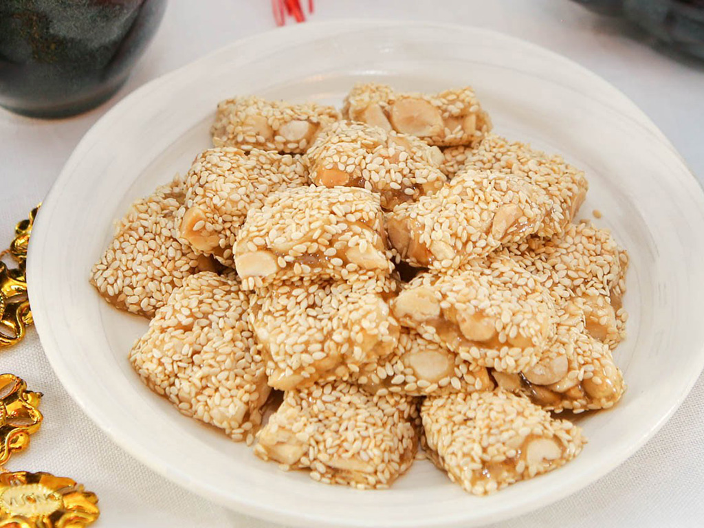 Bánh khô mè Cẩm Lệ hấp dẫn (Nguồn: chudu24.com)