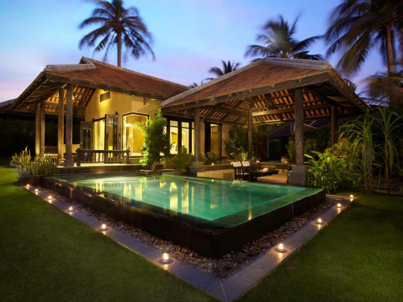 Các resort ở Phan Thiết đều sở hữu thiết kế ấn tượng và dịch vụ đa dạng (Nguồn: muine-explorer.com)