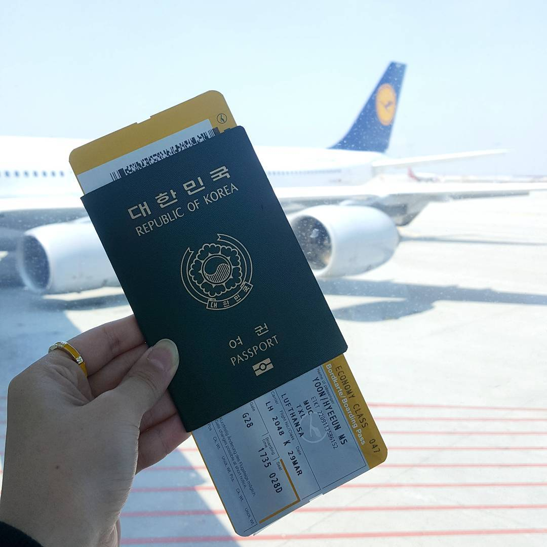 Để đi du lịch Hàn Quốc thì trước tiên bạn phải có visa do Đại sứ quán Hàn Quốc cấp (Nguồn: metrip.vn)