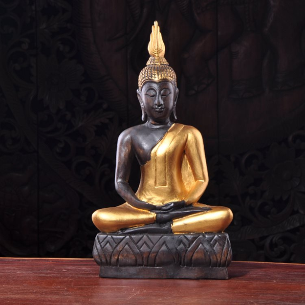Tượng Phật khắc gỗ là món quà lưu niệm nhiều du khách chọn mua (Nguồn: sendecor.net)