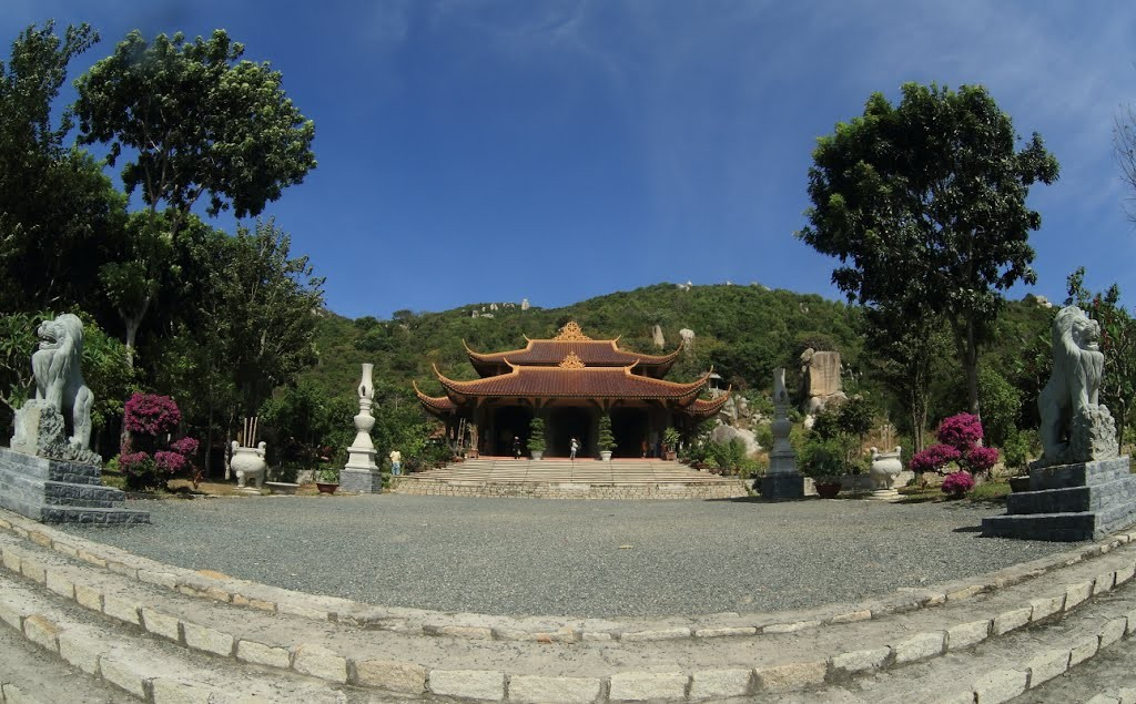 Thiền Viện Trúc Lâm Chân Nguyên – Chùa Khỉ (Nguồn: chuanoitieng.com)