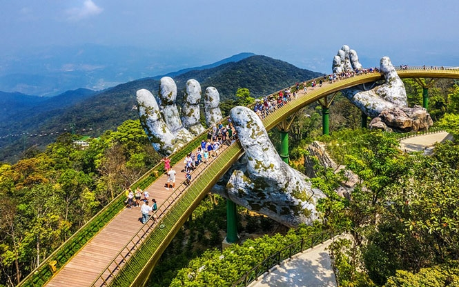 Cầu Vàng Đà Nẵng: Địa điểm check in ấn tượng vinh danh thế giới