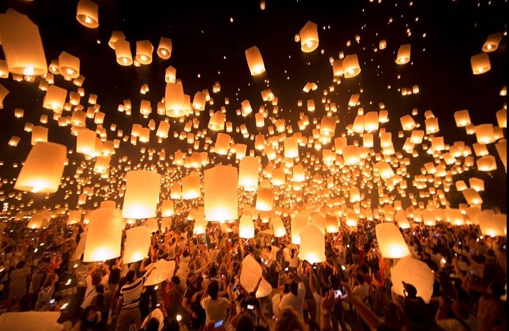 Lễ hội đèn trời Yi Peng là gì? Cập nhật mới nhất về Lễ hội đèn trời Chiang Mai Thái Lan 2021