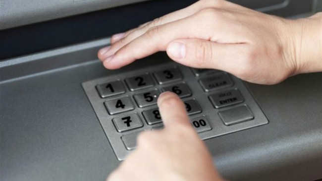 4 Rủi ro mất tiền thẻ ATM thường gặp và cách phòng tránh khi dùng thẻ ATM