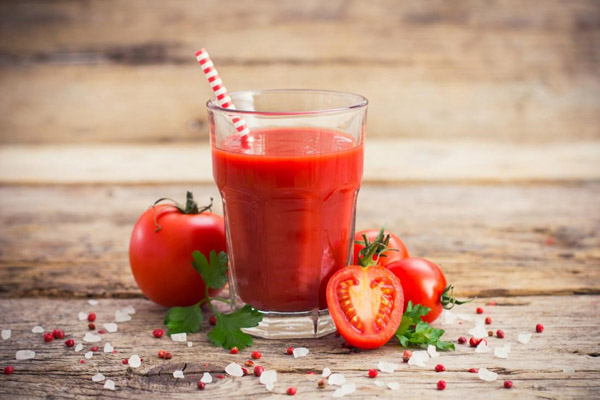 uống gì để giảm mỡ bụng? nước ép cà chua