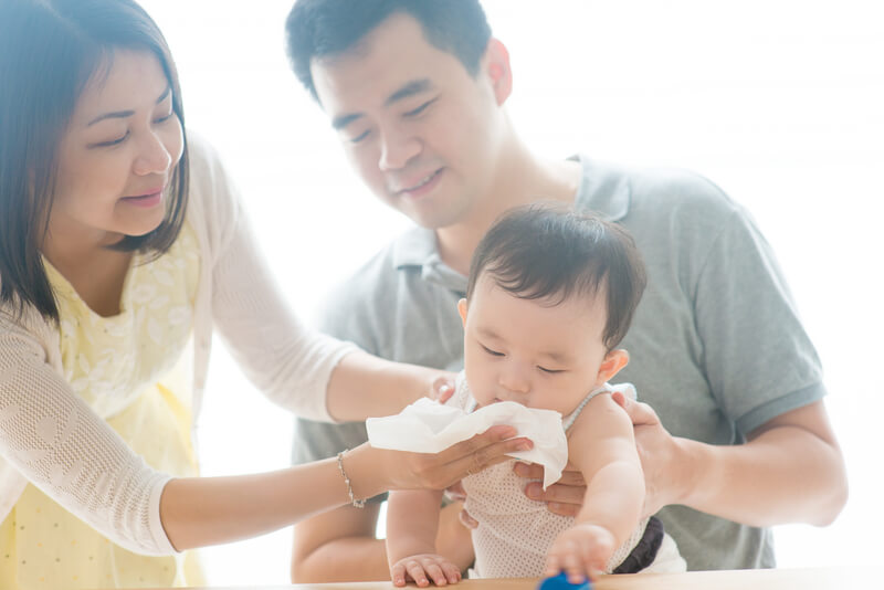 Hút mũi cho bé: 3 bước và 4 nguyên tắc mẹ cần biết