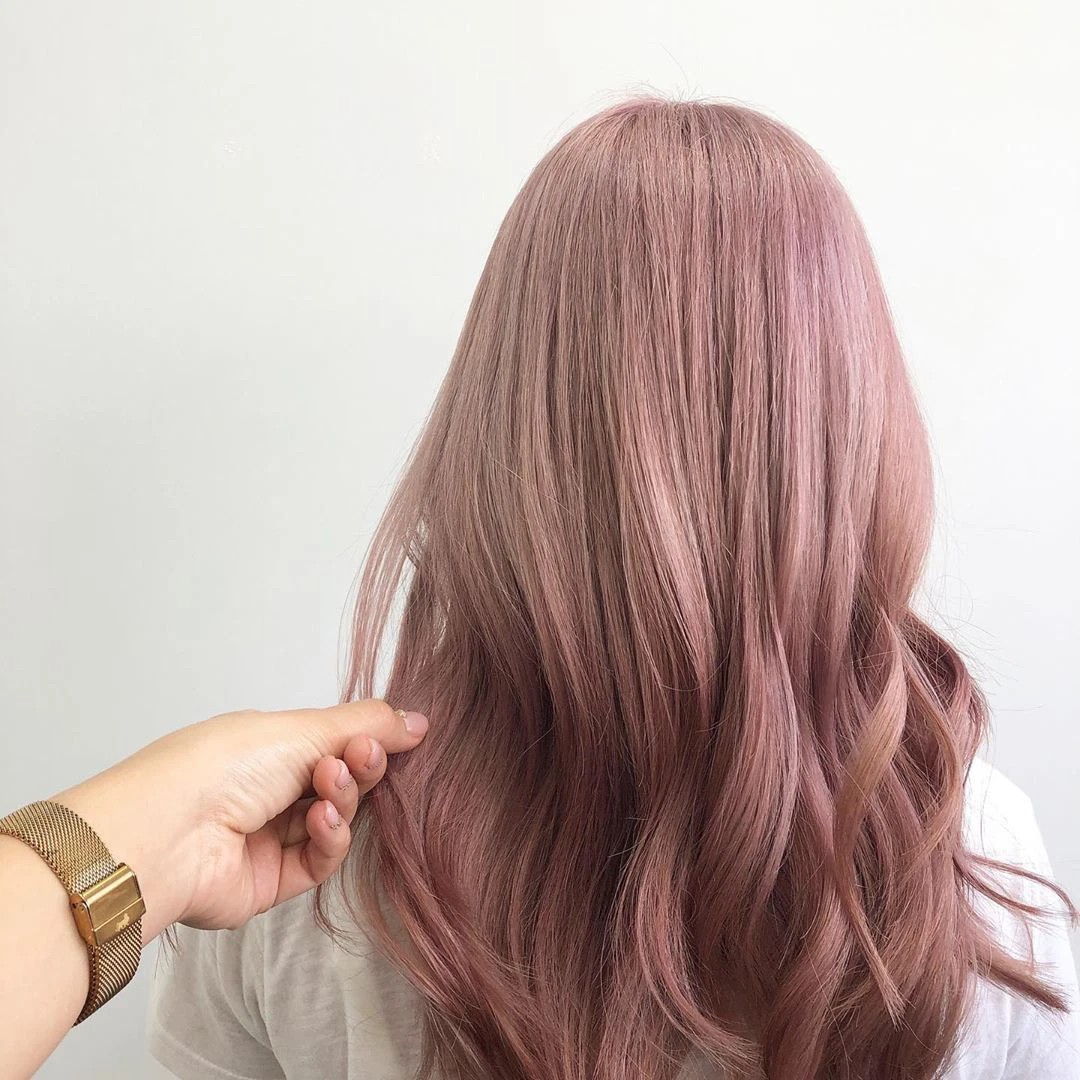 Top 6 kiểu nhuộm tóc màu hồng tím khói giúp nàng trở nên thu hút