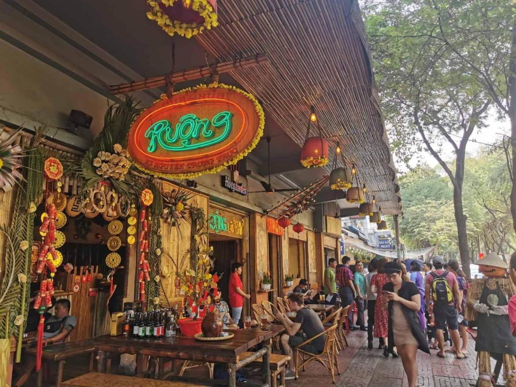 Ruộng Pub & Hub – Quán nhậu giá rẻ cho giới trẻ Sài Gòn