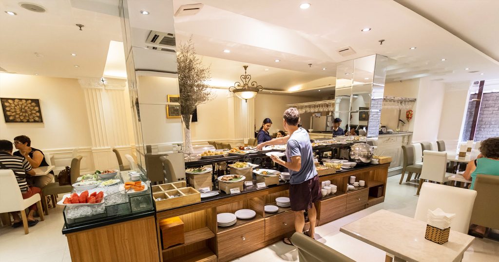 Blue Diamond - Nhà hàng buffet sang trọng quận 1