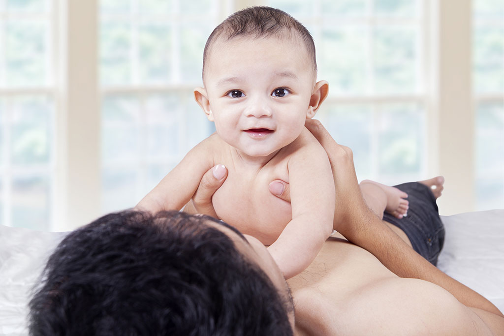Phương pháp massage cho trẻ sơ sinh tốt nhất