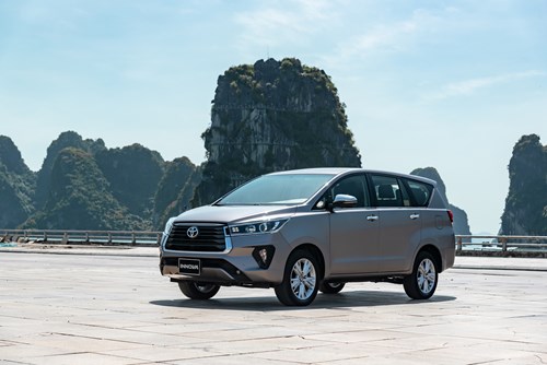 Toyota Việt Nam dành ưu đãi cho khách hàng mua Innova 2022 & Wigo