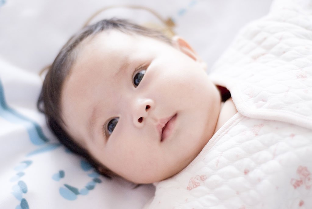 Trẻ sơ sinh bị nấc cụt: Nguyên nhân và cách chữa trị cho bé