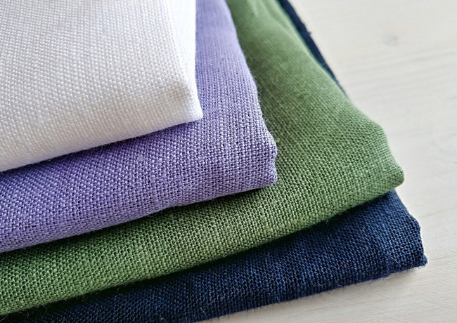 Vải Linen là loại vải được dệt chặt tay từ các sợi cây lanh tự nhiên