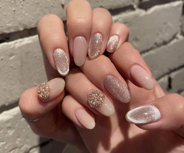 Mẫu Nail mắt mèo sang trọng và kiêu sa cho các nàng quyến rũ￼