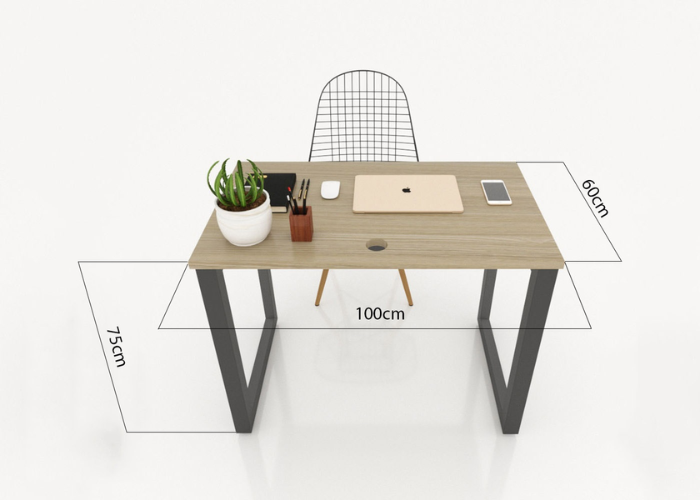 Các thông số kích thước bàn làm việc tiêu chuẩn: Chiều cao: 0,75m; Chiều rộng: 0,8-1,6m; Chiều sâu: 700mm