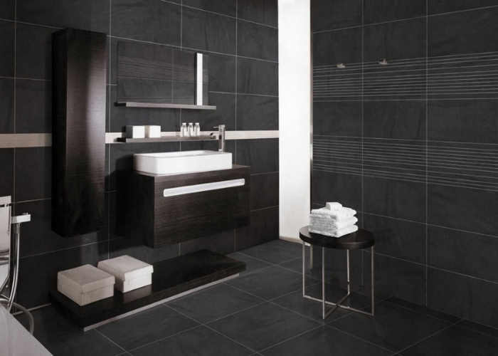 Một thiết kế phòng tắm 2m2 tông đen đầy cuốn hút