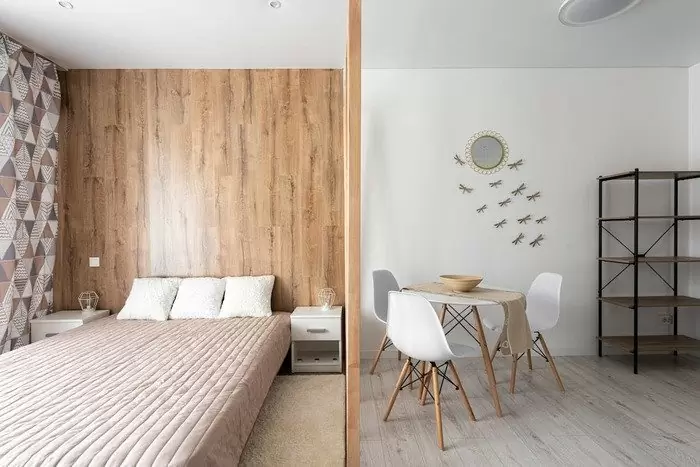 Vách ngăn phòng khách với phòng ngủ bằng gỗ công nghiệp