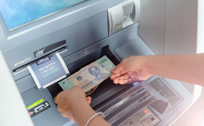 Chuyển khoản Tết qua cây ATM nhanh chóng, đơn giản