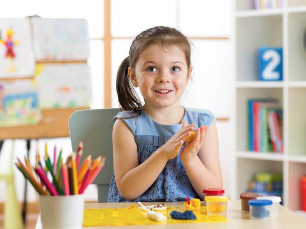 vì sao nên dạy kỹ năng sống cho trẻ mầm non 5 tuổi?