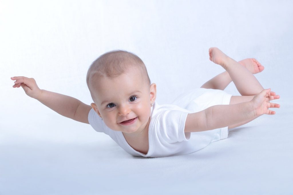 Tã cho trẻ sơ sinh có 4 loại: miếng lót, tã dán, tã quần, tã vải
