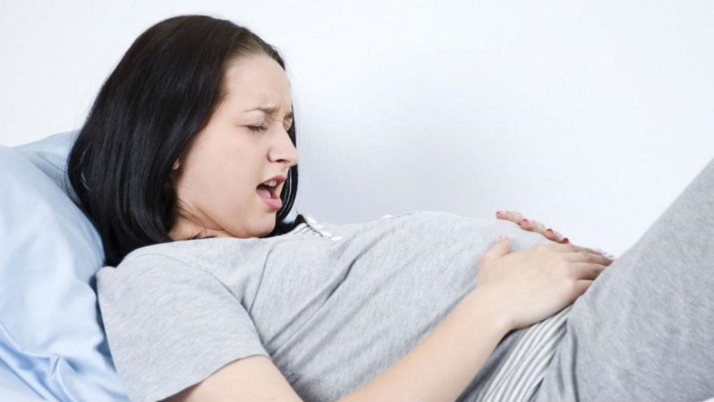 Đau bụng chuyển dạ ở vị trí nào? Dấu hiệu sắp sinh mẹ bầu cần chú ý - Nhà  thuốc FPT Long Châu