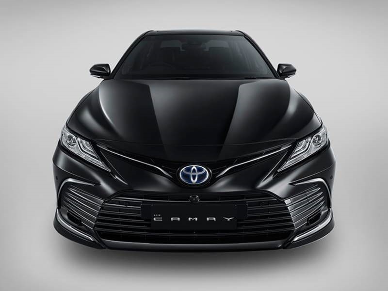 Ngoại thất Toyota Camry Hybrid: Đẳng cấp xứng tầm doanh nhân