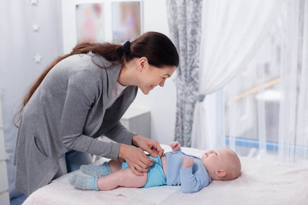 Tổng hợp một số ưu – nhược điểm của miếng lót em bé