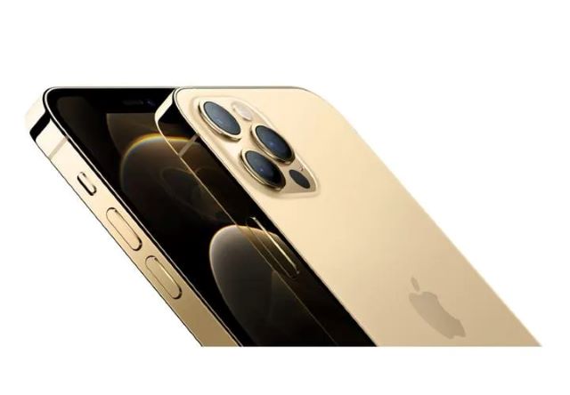 iPhone 12 Pro Max với kiểu dáng độc đáo