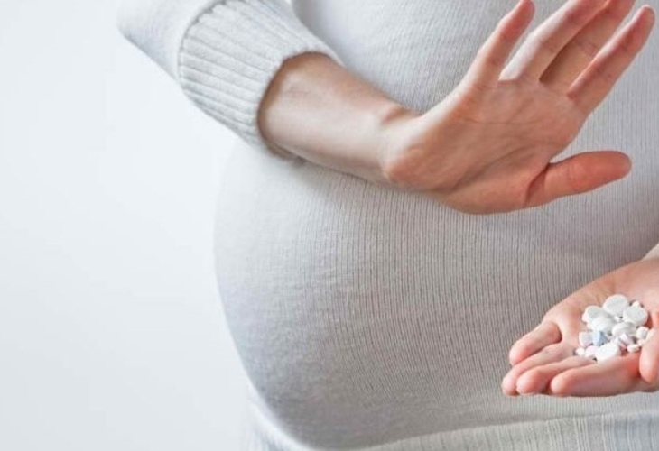 Uống thuốc điều kinh khi có thai có ảnh hưởng gì không?