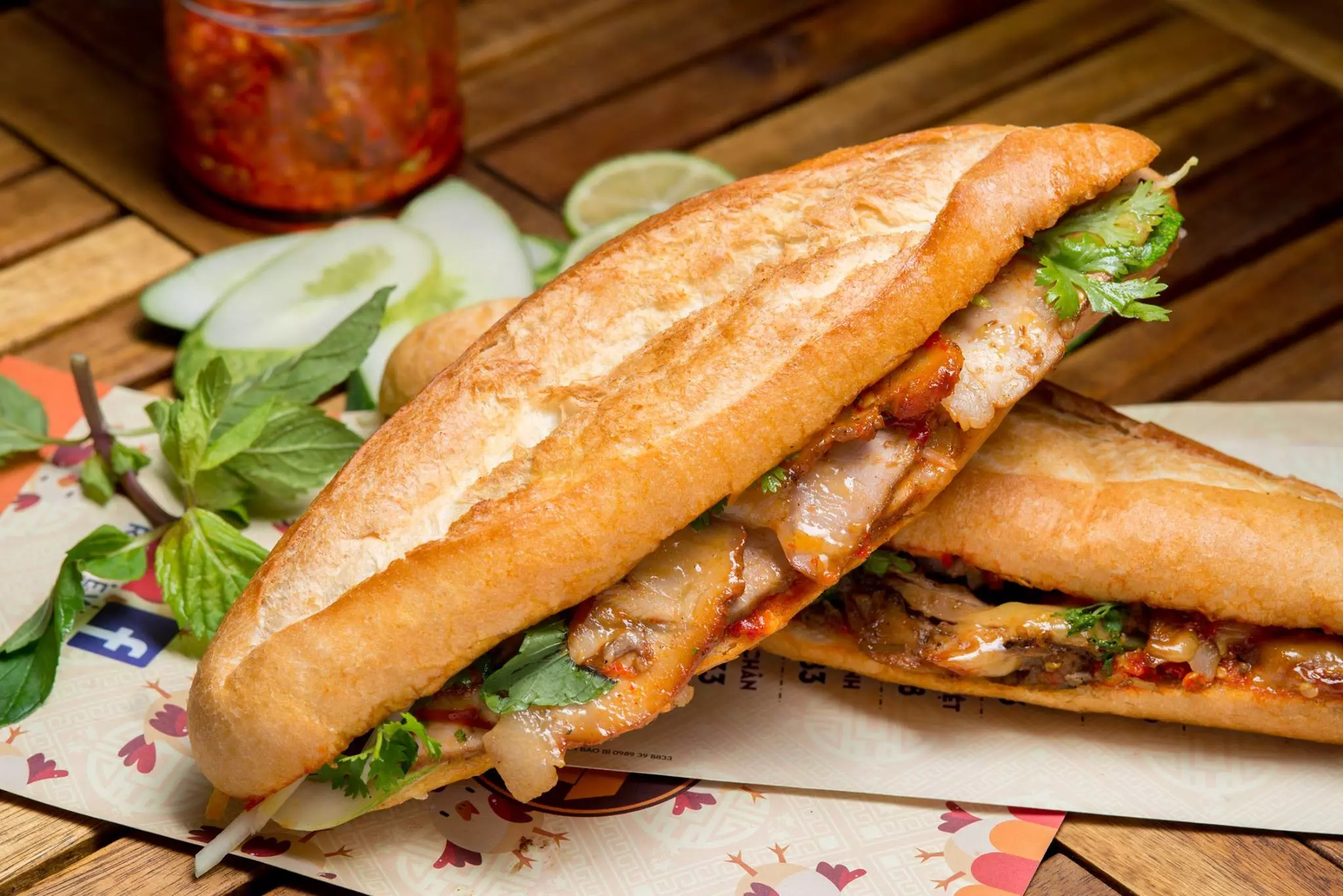 Bánh mì thịt: Lượng calo và giá trị dinh dưỡng