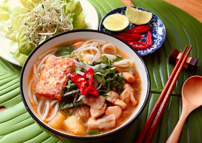 Bún Bò Chay Bao Nhiêu Calo? Giải Đáp Chi Tiết Cho Người Ăn Healthy