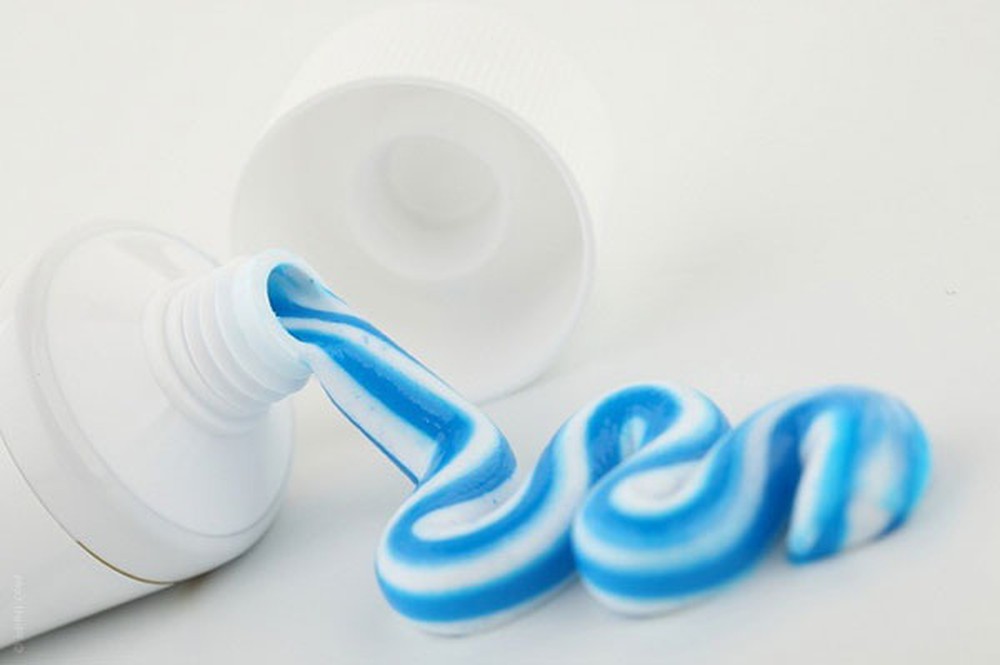 Kết quả hình ảnh cho kem đánh răng có chứa fluoride