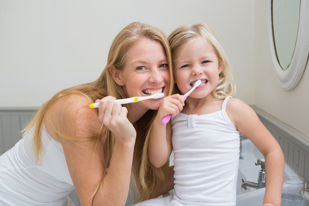 Chăm sóc và bảo vệ răng miệng như thế nào để răng chắc khỏe?