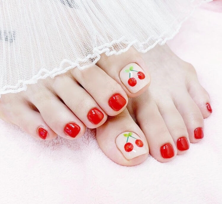 Mẫu móng chân hình quả cherry