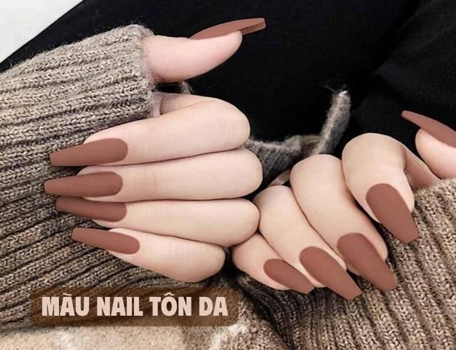 1 Cách chọn màu và mẫu vẽ nail đẹp cho da ngăm 2023  Spa  Beauty Salon